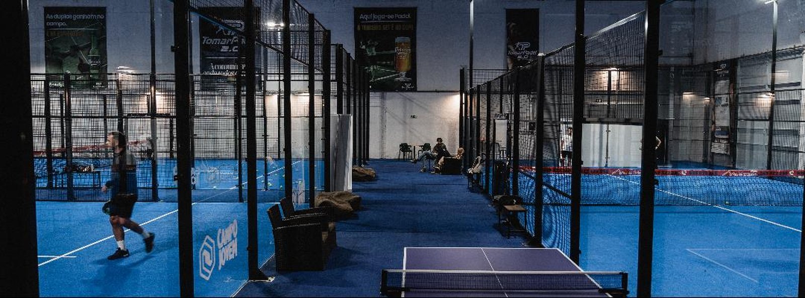 A padel match
